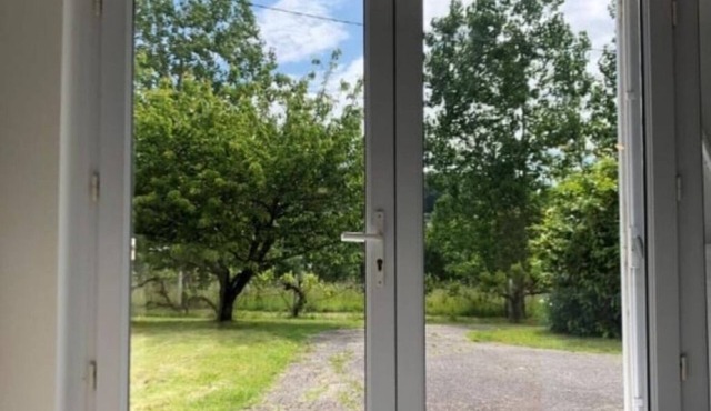 Charming country studio