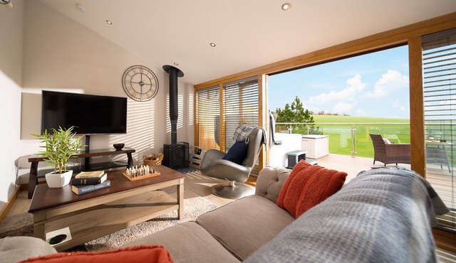 Charming countryside cottage for couples with private hot tub and communal games room.