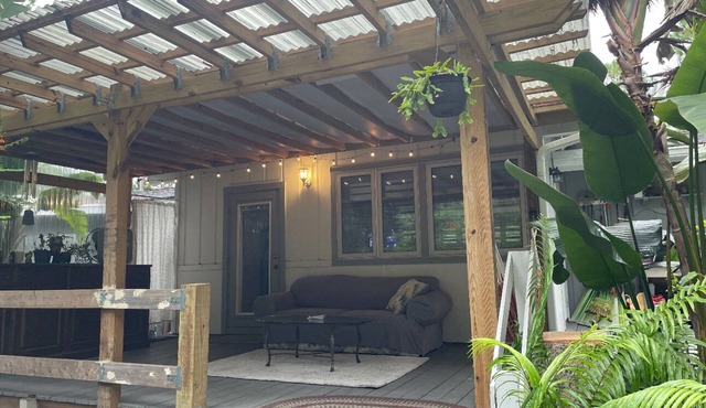 Charming Countryside 1 bedroom 1bathroom in fabulous Jupiter Farms