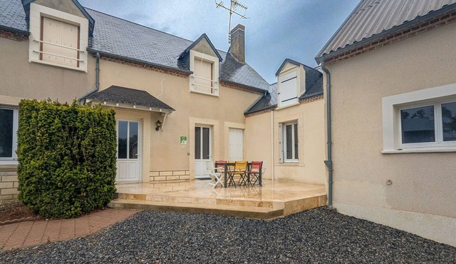 Charming Countryside Home with Private Garden, Fishing Ponds, and Easy Access to Loire Castles