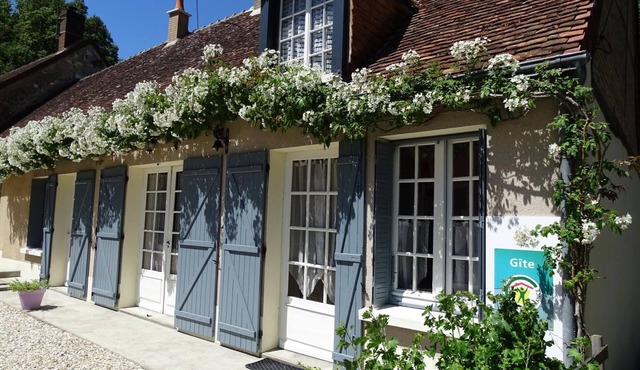 Charming countryside house in Pouillé with garden, pets allowed