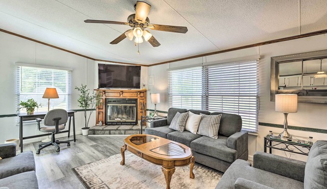 Charming Countryside Home w/Covered Porch!