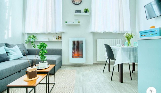 Charming courtyard house just two train stops from RHO-FIERA