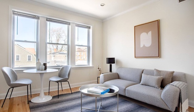 Charming Cozy 1BR + Den, steps from Harvard Square, by Blueground