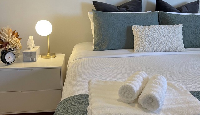 Charming & Cozy 2BR Cottage