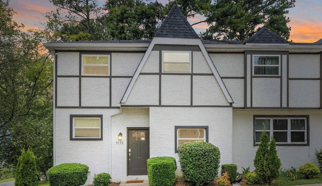 Charming & Cozy 4BR in SouthPark