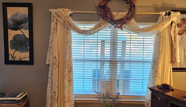 Charming COZY Countryside 4-bedroom house in welcoming Varnville with WiFi, AC