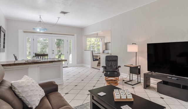 CHARMING - Cozy Retreat Near Lake Killarney in Winter Park