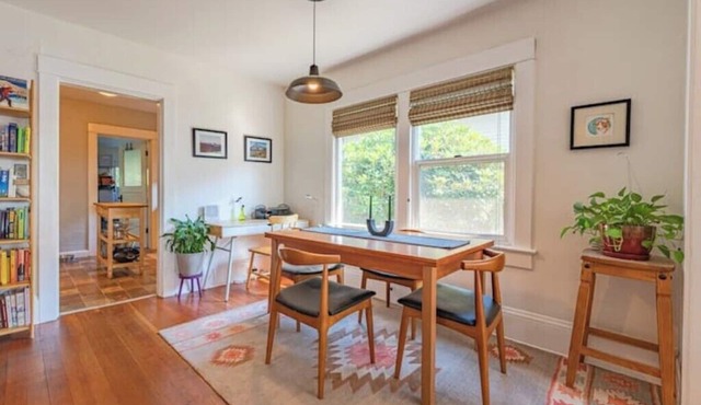 Charming Craftsman with Backyard - Dog Friendly!