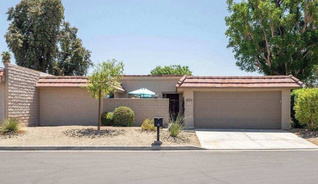 Charming Desert Retreat in Cathedral City