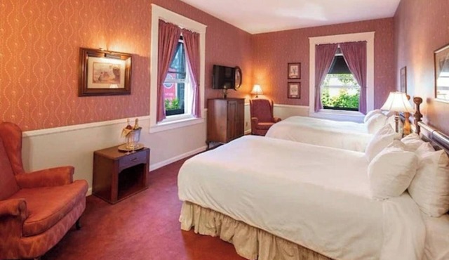 Charming Double Queen Room Near Bodega Bay + Scenic Spots for Nature Lovers