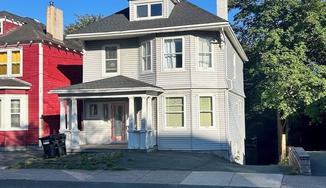 Charming Downtown St. John’s Loft | 3BR, 2BA + Parking