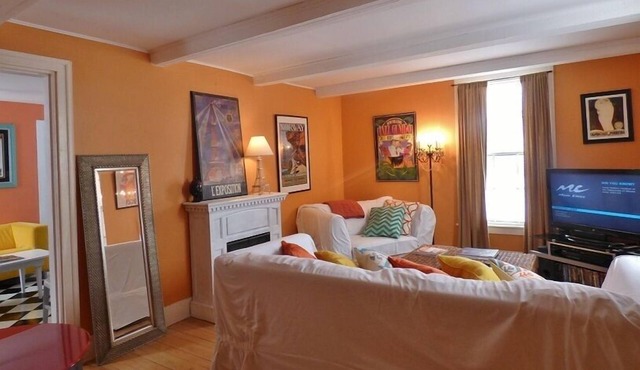 Charming, Downtown, Walk Everywhere, Spacious, Clean, 70" TV, Sleep Number Beds