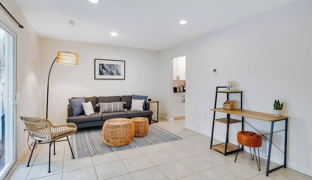 Charming Dulles Oasis 3bed/2.5ba/IAD Family/pet friendly