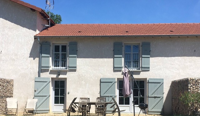 Charming duplex with terrace and view of Solutré