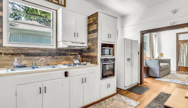 Charming Duplex in Historic District