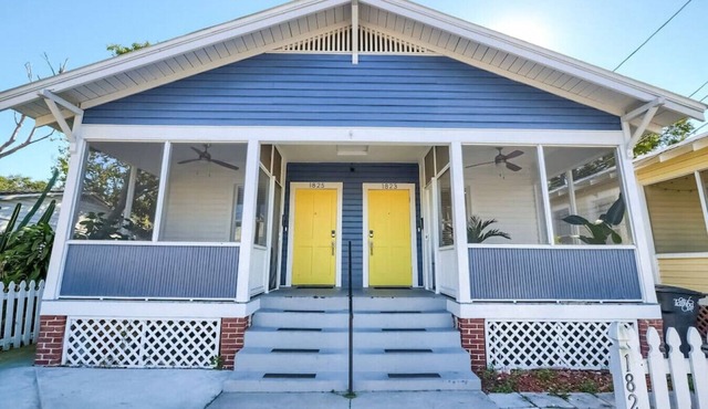 Charming Duplex in Historic Ybor City - Sleeps 8