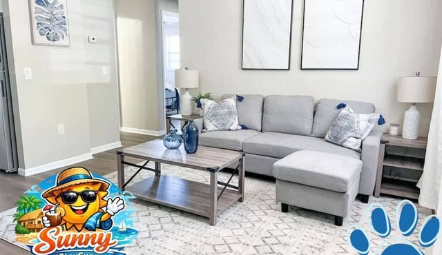Charming Duplex in Zephyrhills! 🌴