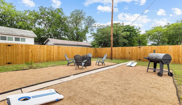 Charming Duplex Near Downtown & Riverwalk 101