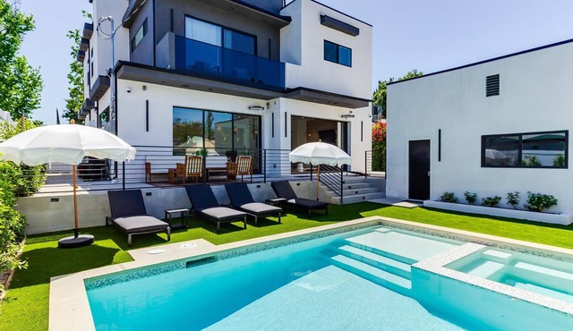 Charming Encino Retreat w/Pool