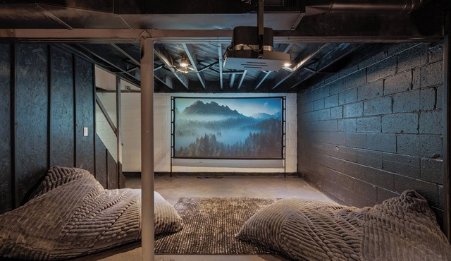 Charming Entire Home/18m to Manhattan/Home Theater