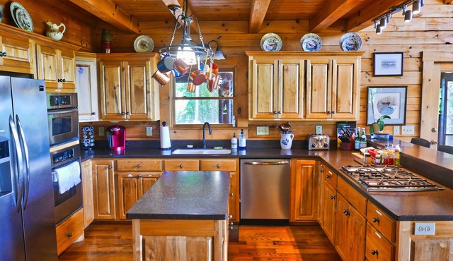 Charming Estate with sauna and hot tub