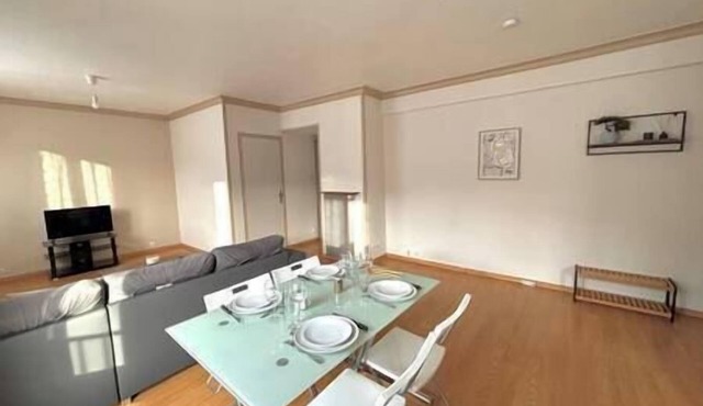 Charming F2 in the heart of Royat