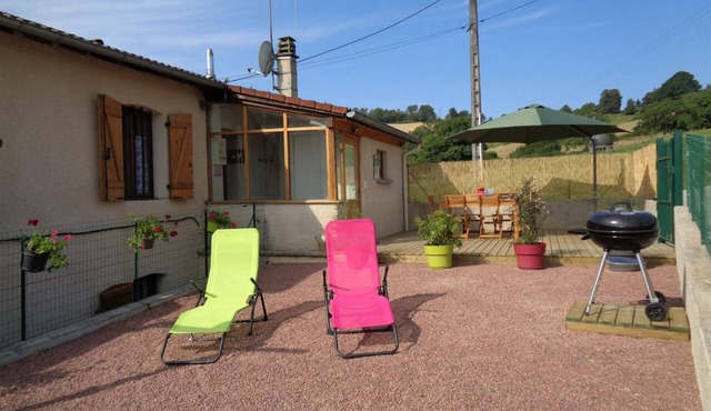 Charming farmhouse with terrace and pets allowed