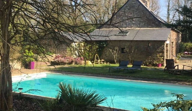 Charming farmhouse in a green setting Heated swimming pool