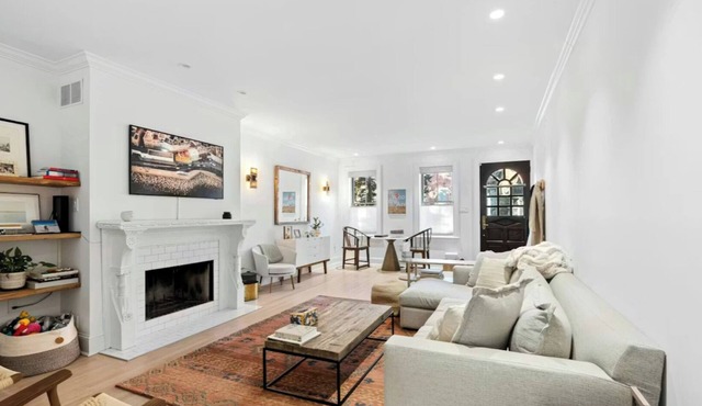 Charming family-friendly rowhome with garage near Center City Philly