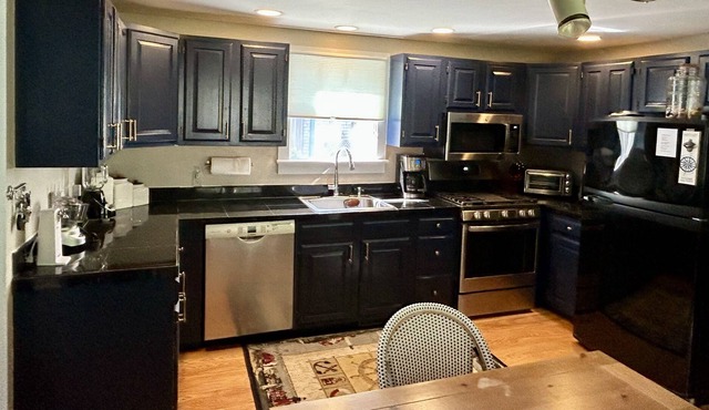 Charming Family Friendly Surfside Home