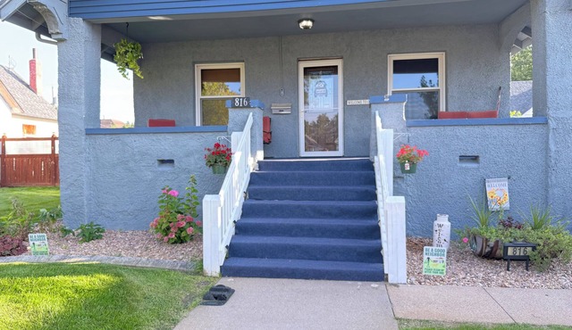 Charming family home less than 10 min from I-80