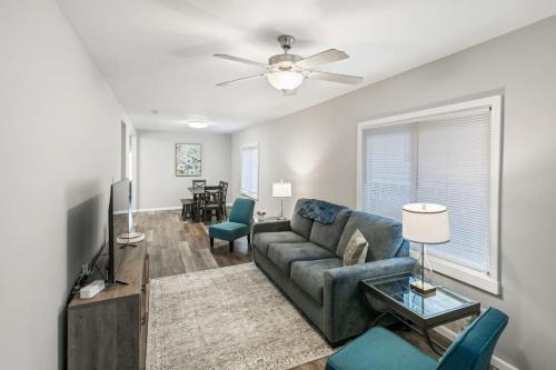 Charming Family home near Great Lakes Naval Base