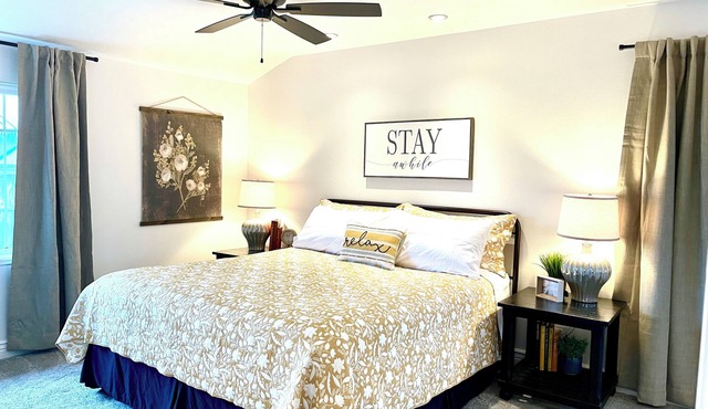 Charming family home near Downtown @The Grounds, Pets & Families, large backyard