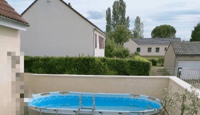 Charming Family House with Swimming Pool and Jacuzzi