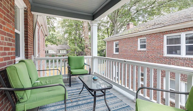 Charming Family Retreat in Richmond/Free Parking