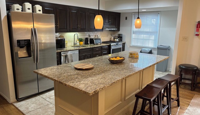 Charming family retreat under 20 minutes from Baltimore’s Inner Harbor!