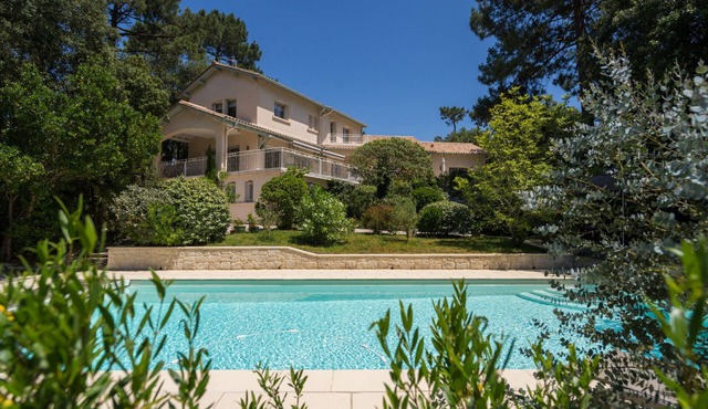 Charming family villa - Heated pool
