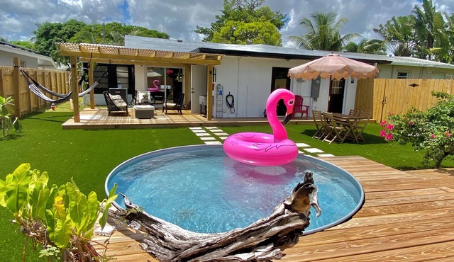 Charming Farmhouse style w/cowboy pool in Fort Lauderdale