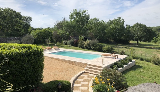 Charming farmhouse at the foot of Mont Bouquet near Uzès in a green setting