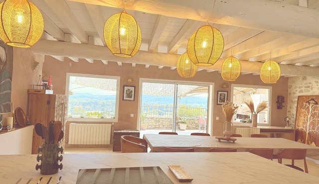 🌿 Charming farmhouse for 14 people - Jacuzzi, hanging garden & panoramic view
