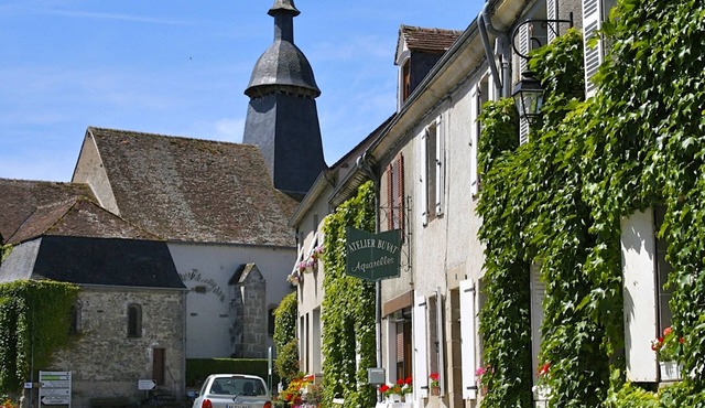 Charming Farmhouse | 3 Bedrooms | Sleeps 7