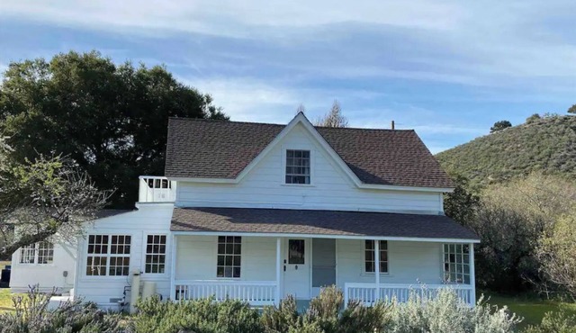 Charming Farmhouse in Carmel Valley