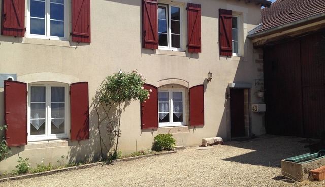 Charming farmhouse renovated in Langres country with very large garden and barn