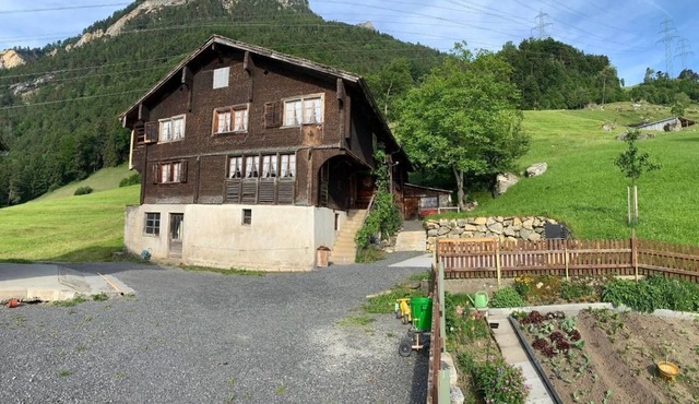 Charming farmhouse with beautiful mountain panorama