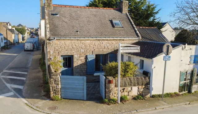 Charming fisherman's cottage in the town centre
