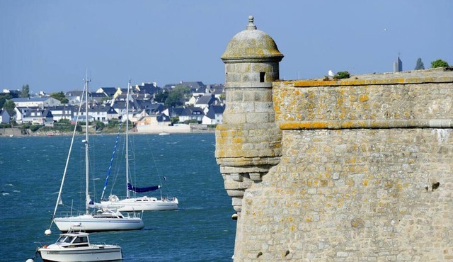 Charming fisherman's cottage with garden 5 minutes from the beach