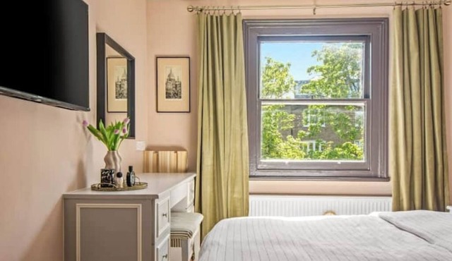 Charming Flat in Peaceful Belsize Park