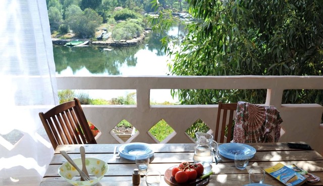 Charming flat with view on the lagoon
