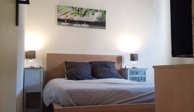 Charming T2 in the heart of a village